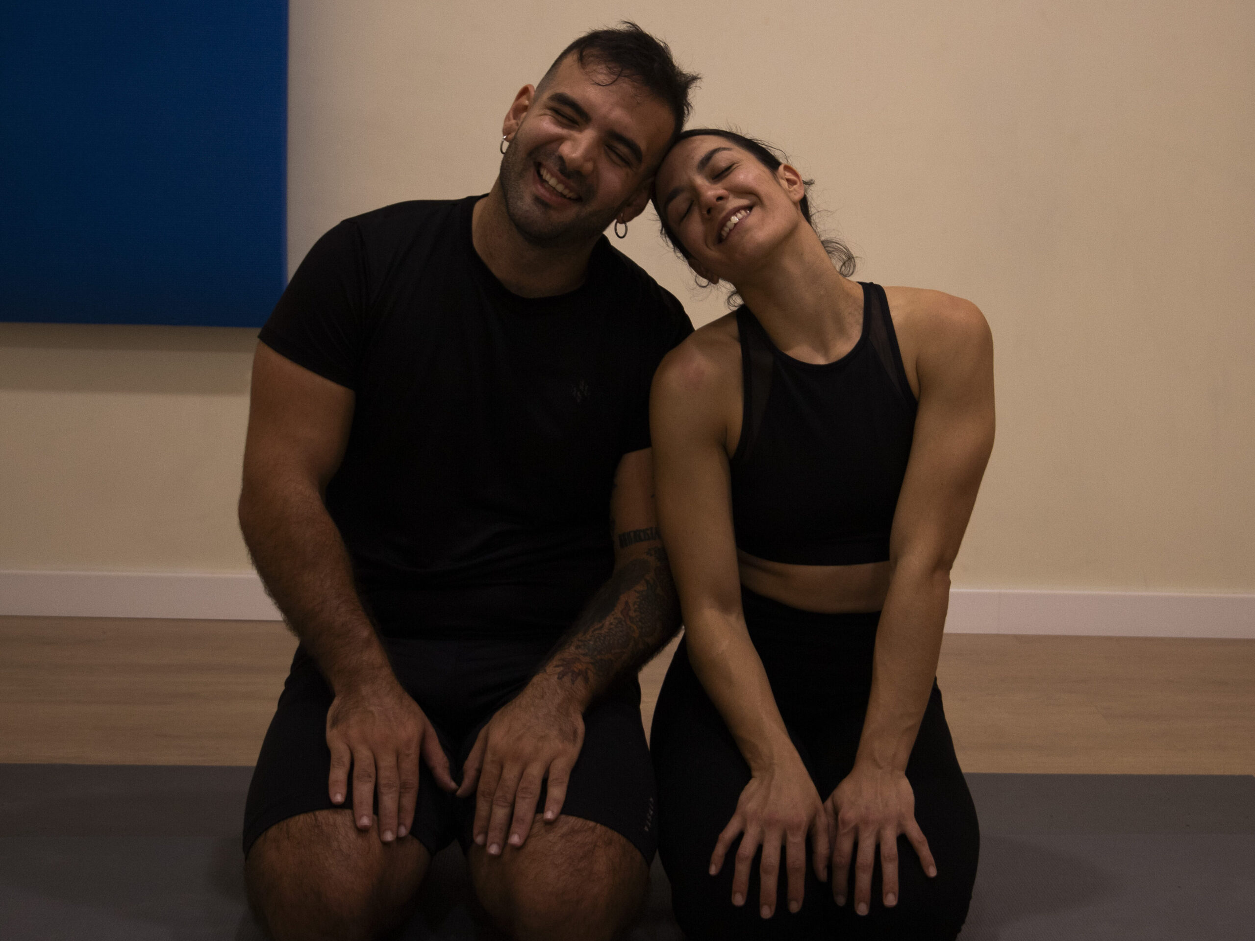 Álvaro profesor de Acroyoga en Albacete